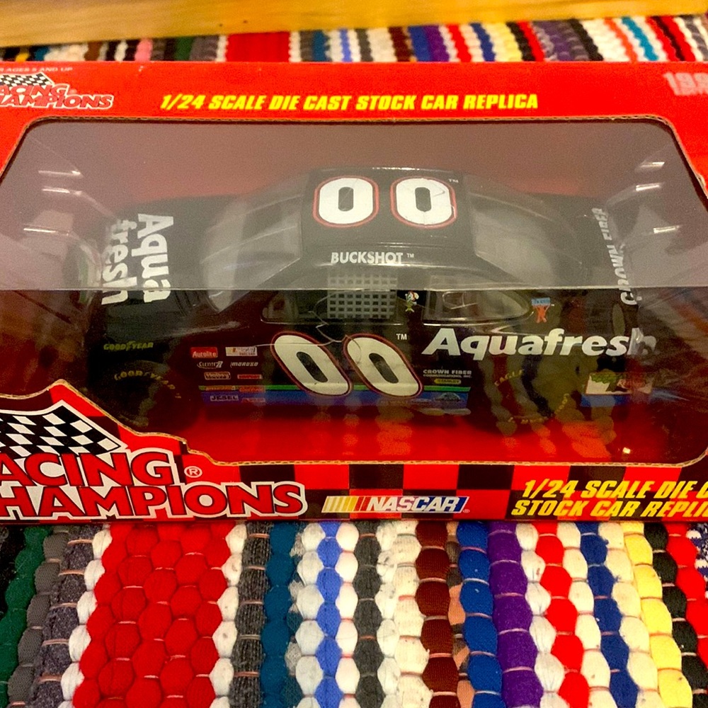 Vintage Buckshot Jones Aquafresh NASCAR 1/24 Pontiac Grand Prix